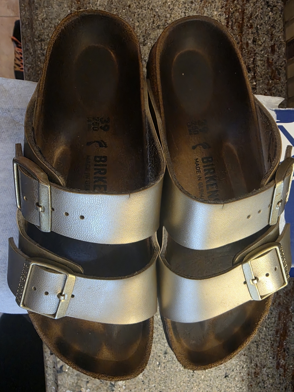 Birkenstock Arizona Sandals in Metallic Gold - Size 39